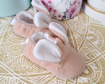 BUNNY BABY 0-2Y Soft Sole Baby Shoes PDF Sewing Pattern & Tutorial, Projector Layers, Baby slippers crib shoes baby booties sewing shower