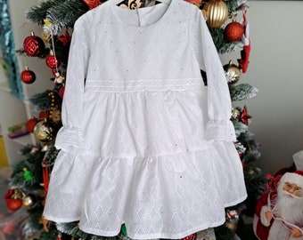 BELLA Dress Sewing Pattern and Tutorial PDF projector, Ruffle Baby dress, Kids dress, toddler dress, sewing pattern, gathered woven dress
