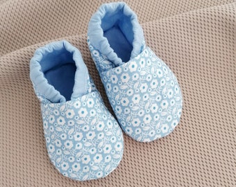 BELOVED Soft Sole Baby Shoes PDF Sewing Pattern & Tutorial, Projector Layers, Baby slippers crib shoes baby booties sewing shower gift