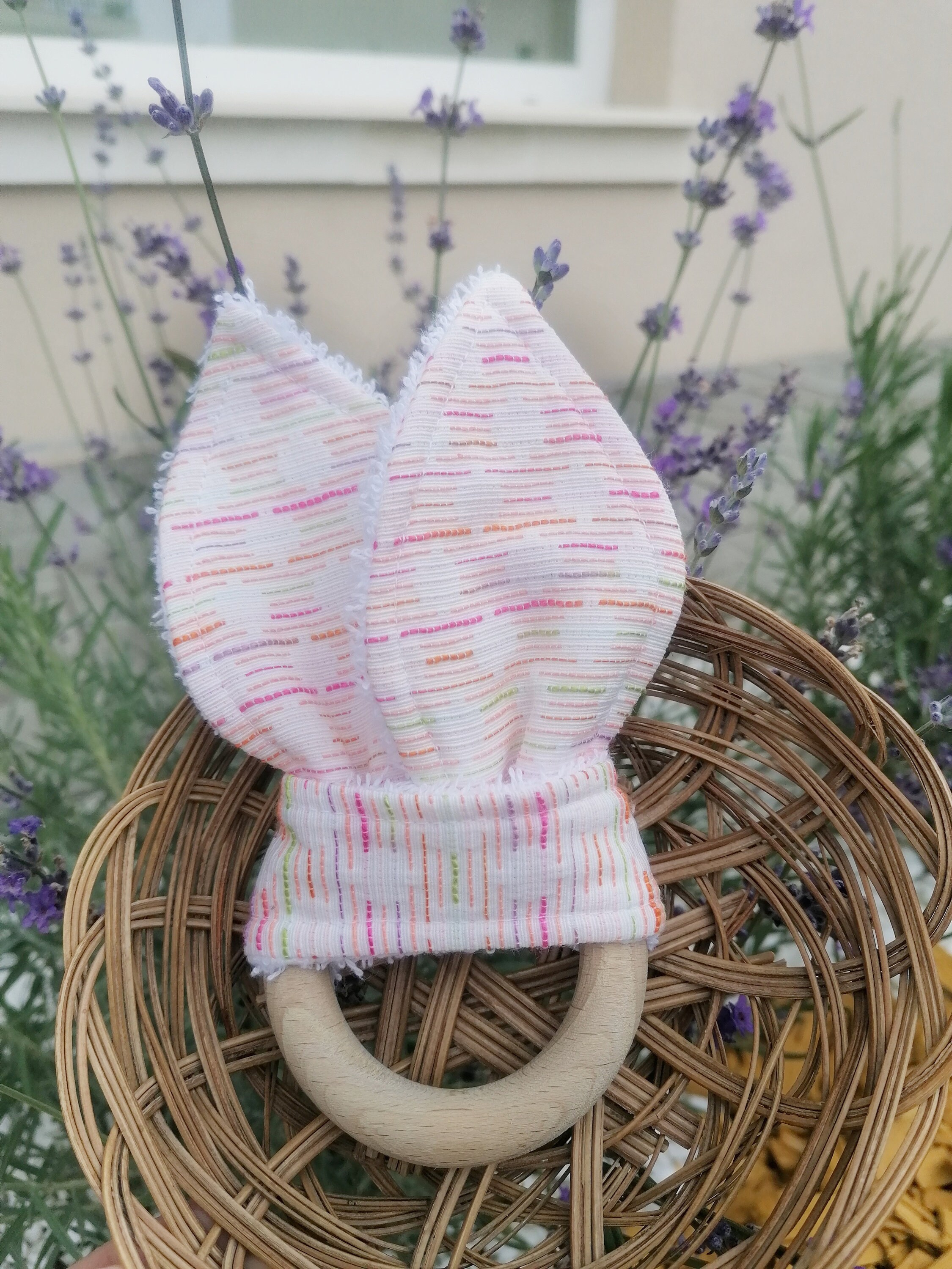 SOOTHING Baby Teether PDF Sewing Pattern & Tutorial Projector - Etsy