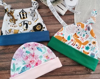 COZY Baby Hats 3 Styles 0-3 Years PDF Sewing Pattern & Tutorial projector  Newborn Baby Kids Baby Shower Gift Accessories Sewing project