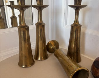 Dansk Designs の Jens Quistgaard による鋳造真鍮製キャンドル ホルダー 4 個セット
