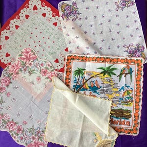 Lot of 5 Vintage Handkerchiefs - Assorted- Beautiful Hankies (N)