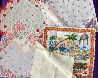 Lot of 5 Vintage Handkerchiefs - Assorted- Beautiful Hankies (N)