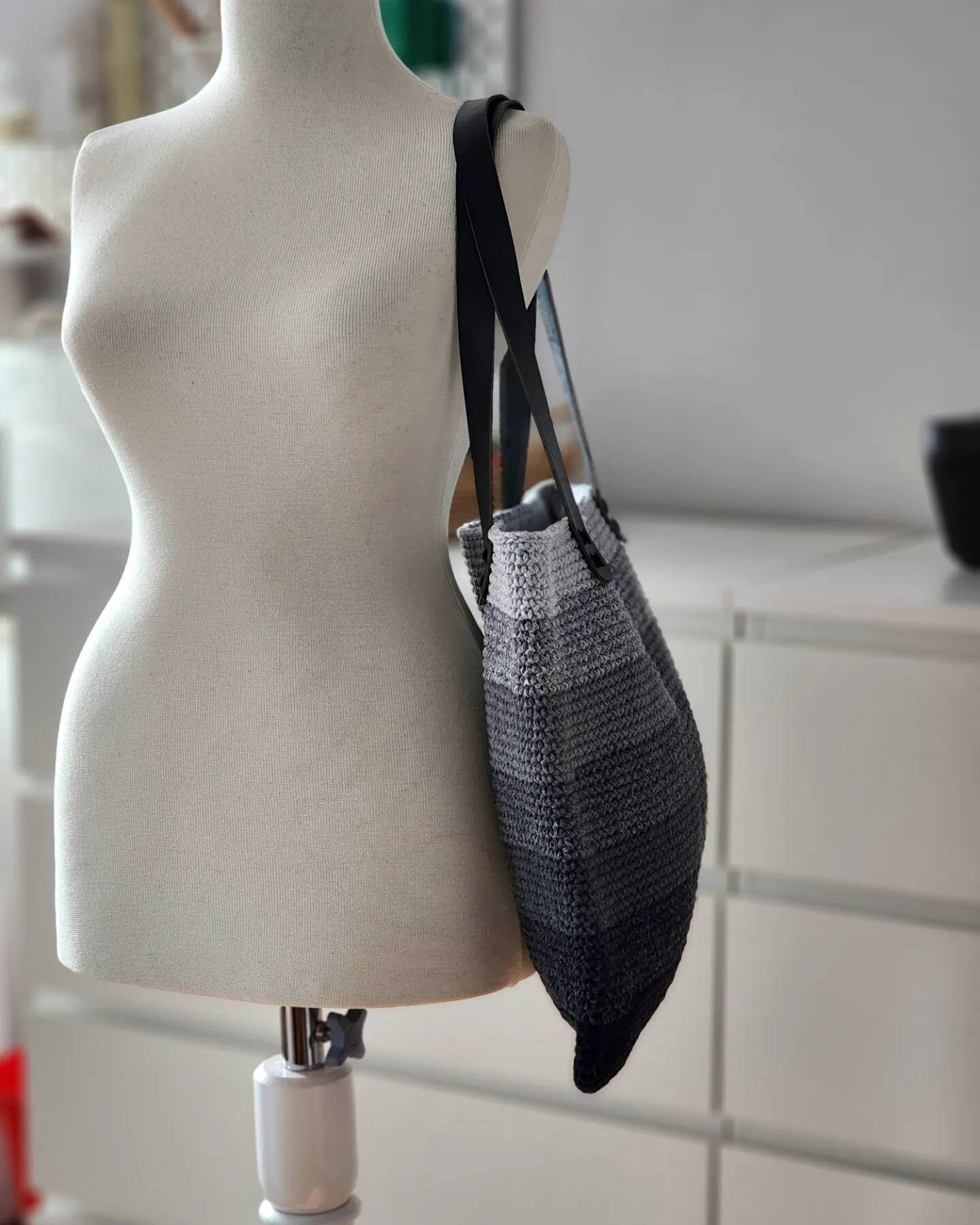 Black Gray Gradient Crochet Tote Bag in Minimal Style - Etsy