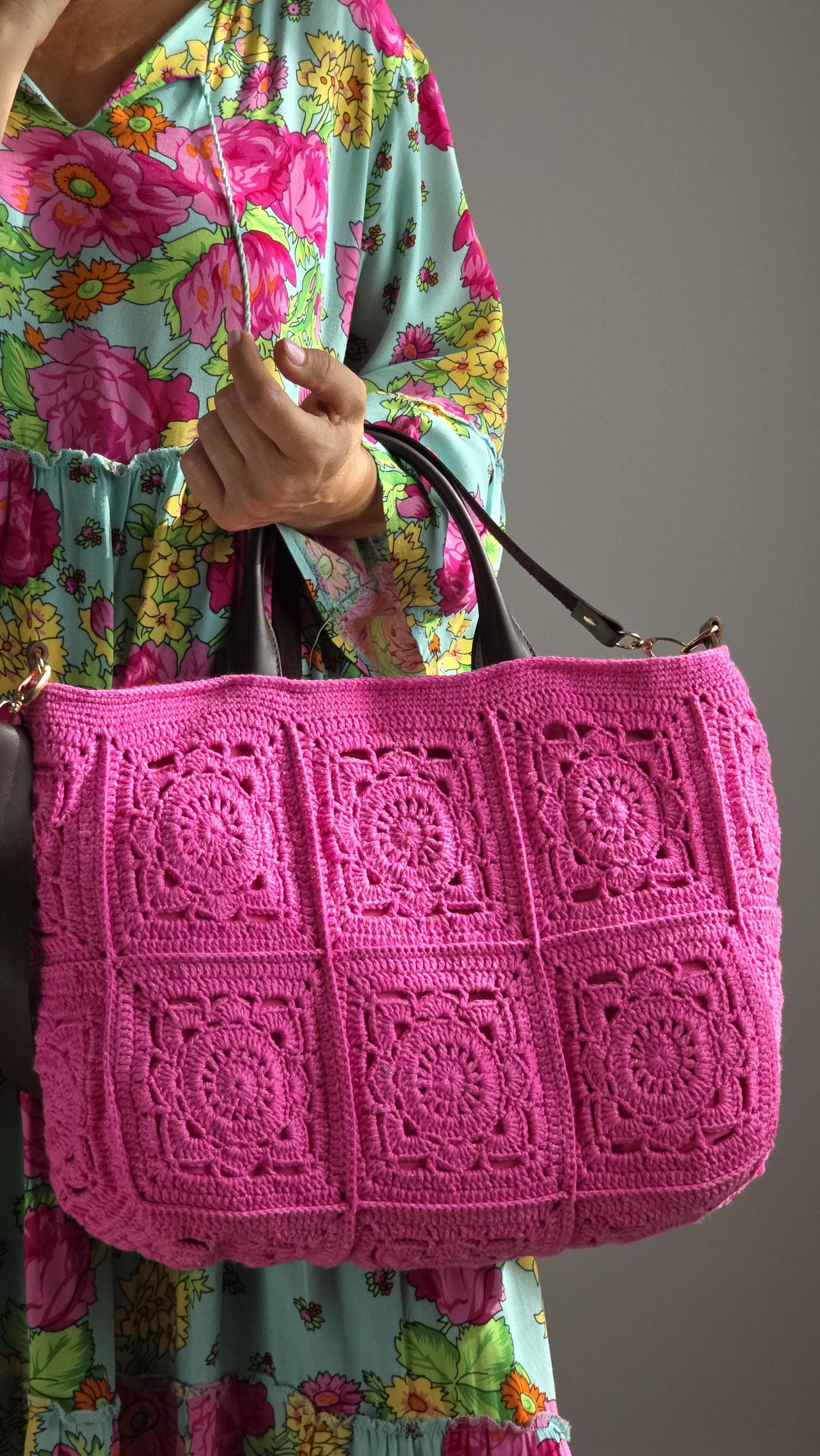 Pink Crochet Tote Bag With Leather Handles: Vintage Style Handbag