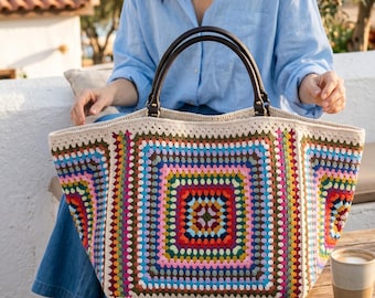 Crochet Weekender Bag, XXL Crochet Tote with Leather Handles, Boho Travel Tote, Oversized Granny Square Overnight Bag, Knittrolley Original