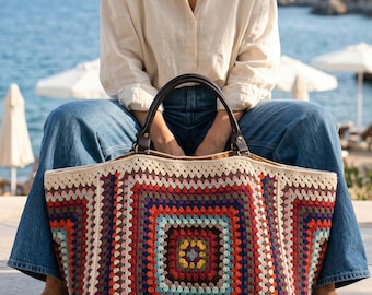 Bolso de fin de semana de ganchillo, bolso tote XXL de ganchillo con asas de cuero, bolso de viaje bohemio, bolso de noche extragrande estilo abuela, Knittrolley Original