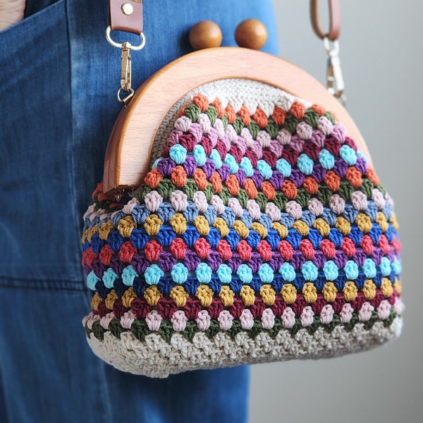 Borsa con chiusura a uncinetto color crema per nonna - Pochette con chiusura a bacio in legno, foderata con tracolla regolabile