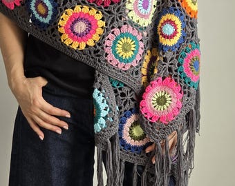 Châle au crochet coloré fait main - Châle bohème léger - Doux et confortable - Accessoire tendance en précommande