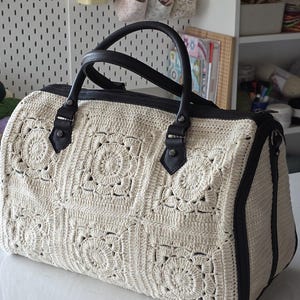 Vintage Crochet Duffle Bag – Floral Motifs, Leather Trim, Suede Lined