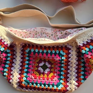 Crochet Boho Hobo Bag Pattern: Lined Zippered Purse (PDF & Video Tutorial) image 3