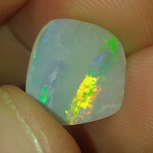 Shell, Crystal Opal Coober Pedy, Australia, 2.5ct