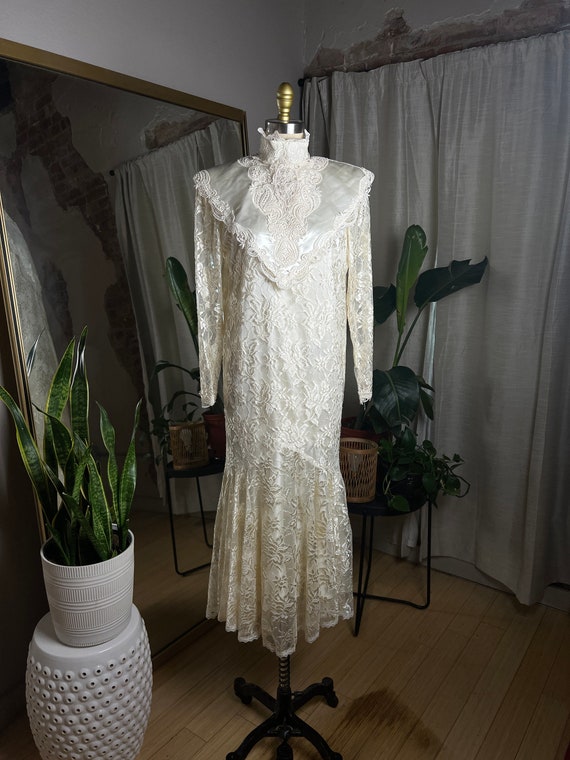 Vintage 1980s Jessica McClintock Gown / 80s Ivory… - image 1