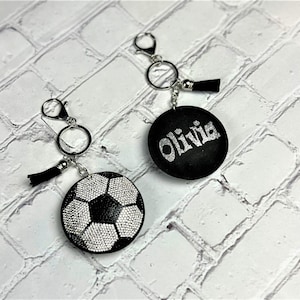 Personalisierte Fußball Edelstein Schlüsselanhänger, Taschenanhänger, Fußball Geschenk, Trainer Geschenk, Fußball-Team Geschenk, Mädchen Fußball Mutter, Bling Schlüsselanhänger, Sport Geschenk