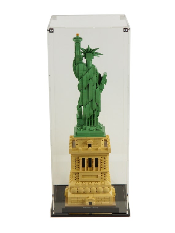 Vetrina per il set Statua della Libertà LEGO Architecture 21042. -   Italia