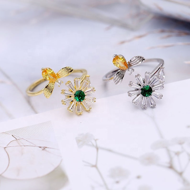 Spinning Fidget Ring Bee and Flower Nature Ring Spinning Etsy