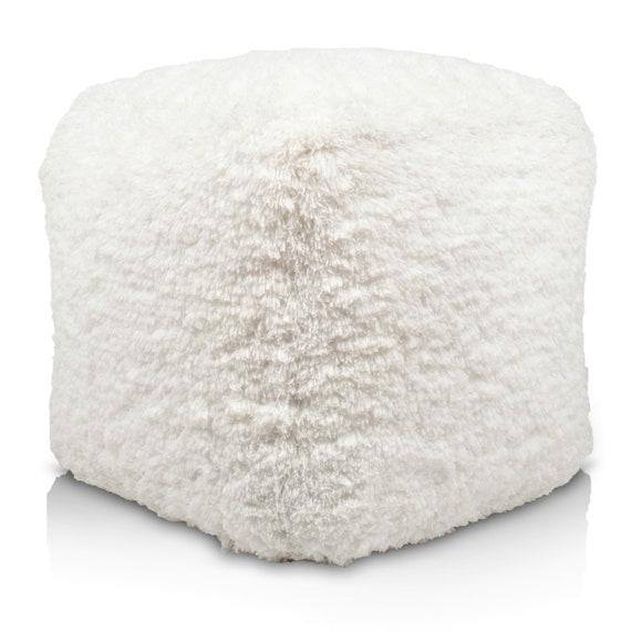 Fluffy pouf 2024
