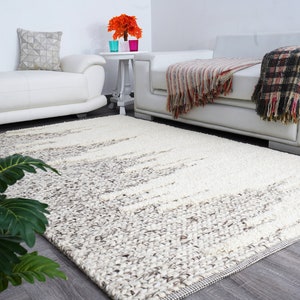 Loominaire Handmade Easy Maintenance Carpet - Skyline