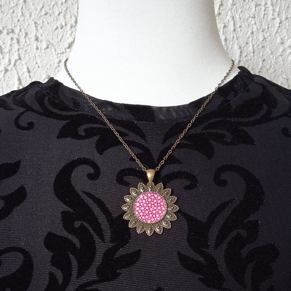 Collier Baroque cuir véritable Galuchat