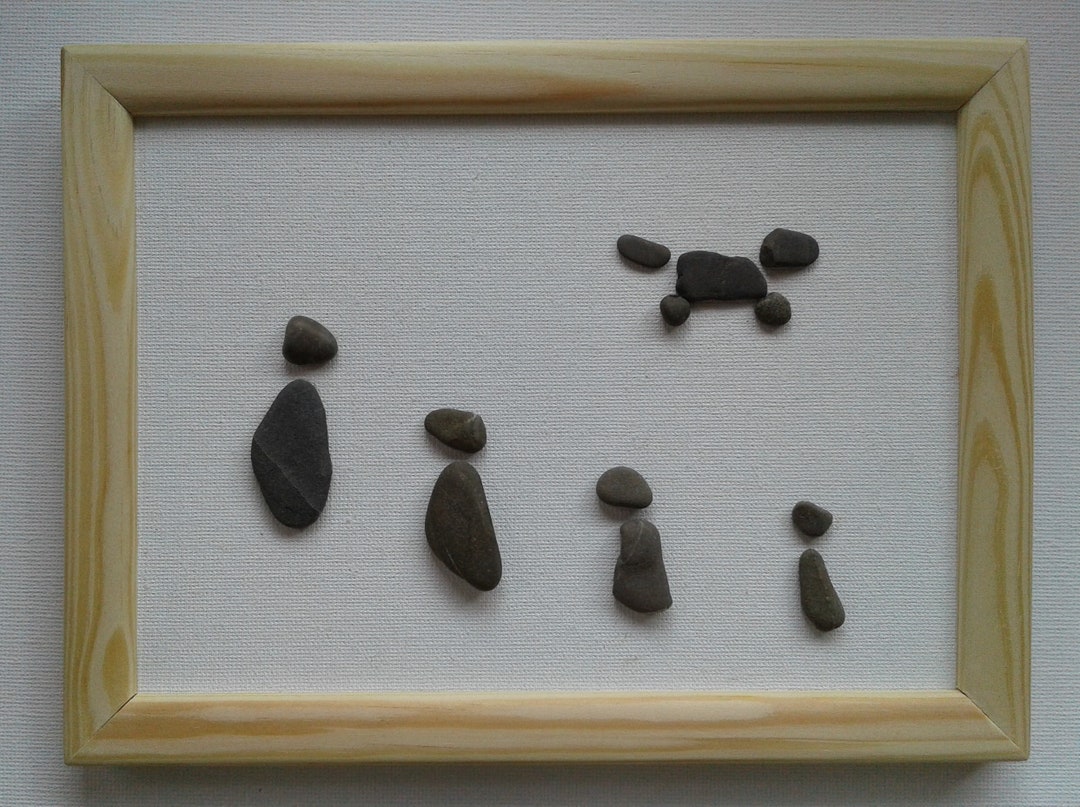 Pebble Art Family of 4,pebble Art Dog,pebble Art Pets,stone Family