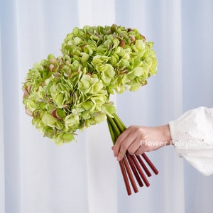 3 Stems Dried Look Hydrangea Bundle | Artificial Flower | Centerpieces | DIY Floral | Wedding/Home Decoration | Gifts - Green