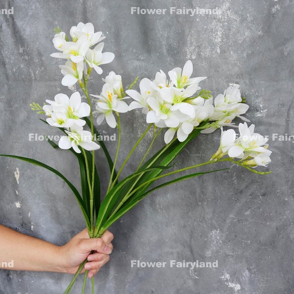 Real Touch Faux Freesia Stem | Artificial Flower | Centerpieces | DIY Floral | Wedding/Home Decoration | Gifts - White