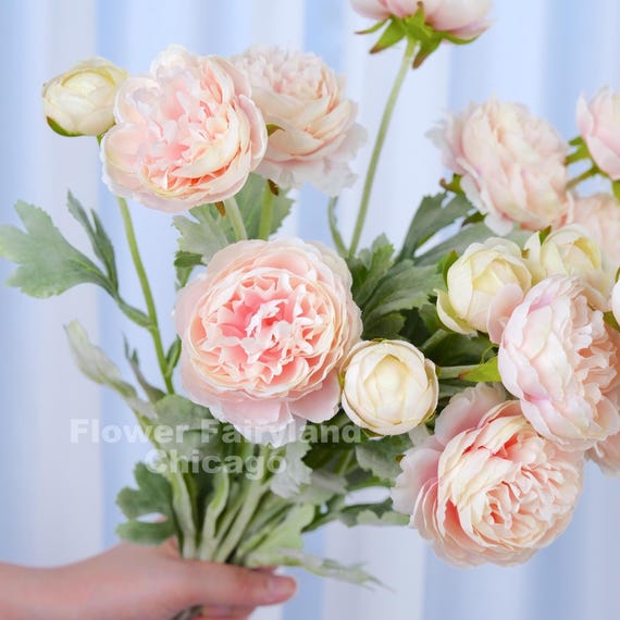 3 Köpfe Faux Ranunkel - Künstliche Blumen - Hellrosa