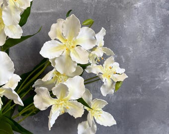 30" 3 Heads Iris Stem - Artificial Flower - White