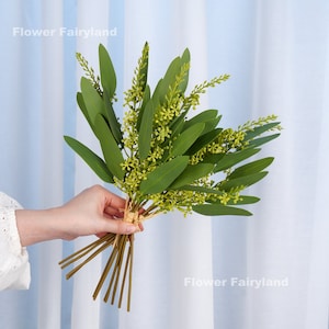 Set of 4 - Real Touch Willow Seeded Eucalyptus Stem | High Quality Artificial Plant | Greenery | Wedding/Home Decoration | Gifts (Set of 4)