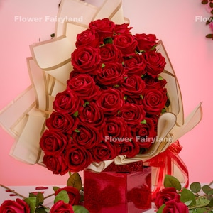 Golden Elegance: Heart-Shaped Velvet Rose Bouquet - Artificial Flower - Valentine&#39;s Day Special