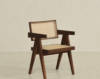 Poltrona de vime com encosto flutuante - Madeira de teca e rattan trançado à mão