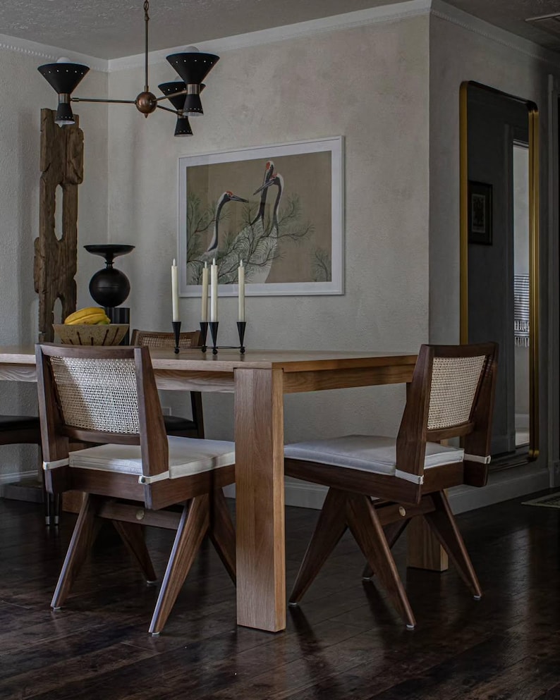 Cadeira Chandigarh Capitol em vime - Teca e rattan trançado à mão imagem 8