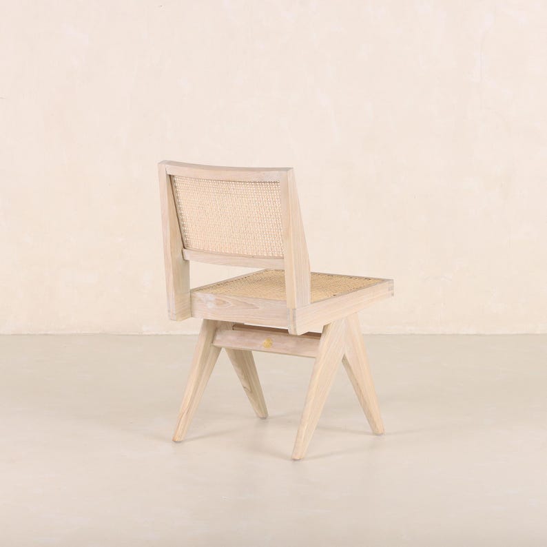 Cadeira Chandigarh Capitol em vime - Teca e rattan trançado à mão imagem 14