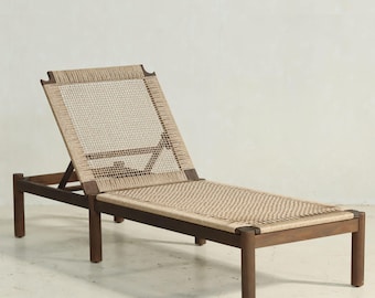 Espreguiçadeira artesanal em teca – Poltrona reclinável para exterior em rattan trançado