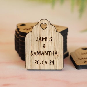 Personalised Wooden Wedding Favour Luggage Tags With Heart Cut Out,Thank You Favors,Engraved Rustic Favour Gift Tag,Mini Wedding Table Decor