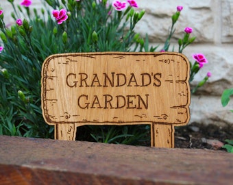 Personalised Garden Sign - Any Name, Garden Lovers Gift, Ideal For Grandad's & Grandma's Allotment / Gardening Present, Gardener Enthusiast