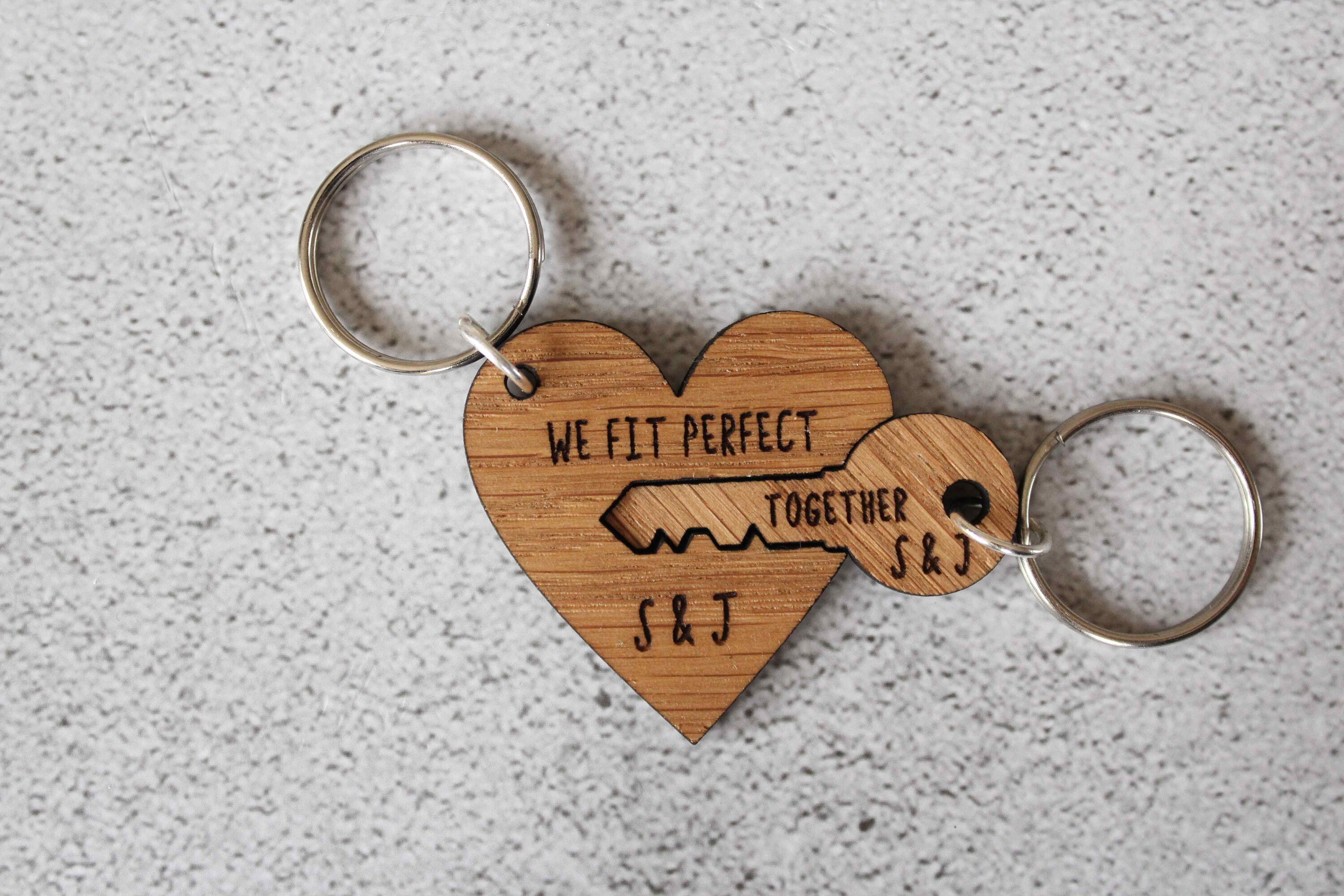 Personalised Valentines Day Gift For Him & Her, Engraved Key To My Heart, 5th Wedding Anniversary Pair of Keyrings Interconnecting Keychains