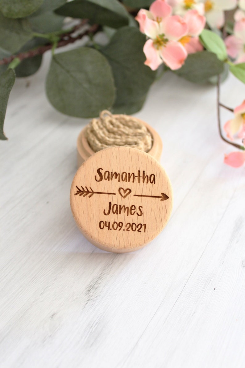 Personalised Wooden Wedding Day Ring Box, Ring Bearer, Gift For Newlywed Couple, Double Ring Holder For Ceremony, Just Married, Mr & Mrs image 4