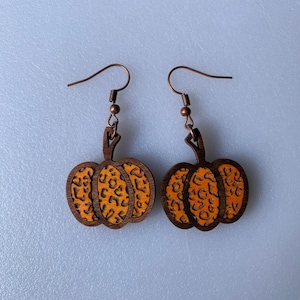 Leopard Print Pumpkin Earrings, Fall Earrings, Pumpkin Spice Earrings, Autumn Earrings, Wood Dangle Drop Earrings, Animal Print Earrings