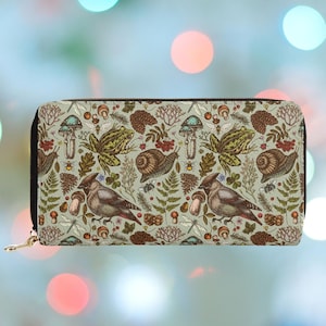 Woodland Print Wallet: Vegan Leather Zipper Purse with Coin Pocket
