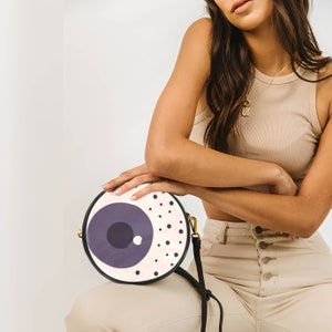 Sac à main globe oculaire, petit sac à bandoulière rond Nu Goth, sac à bandoulière Kawaii effrayant pour fille femme, joli sac à main en cuir végétalien, cadeau pour elle