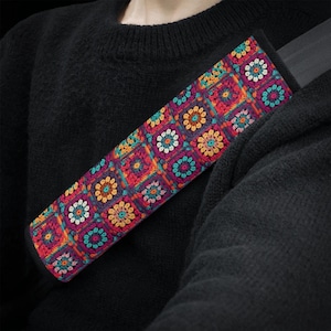 Granny Square Seat Belt Cover Magenta Seat Belt Cover Cottagecore Seatbelt Cover Cute Car Seat Belt Pad Unique Gift for Her Faux Crochet