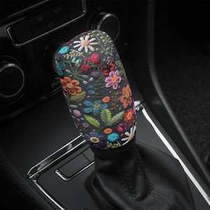 Midnight Cottagecore Shift Knob Cover for Women Floral Shifter Gear Cover Cute Colorful Car Decor Gift Faux Embroidery Not Embroidered