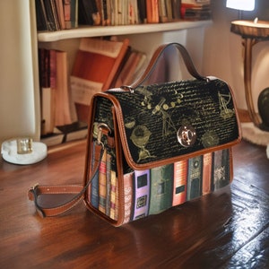 Bolso de libro, bolso de libro, bolso de cartera Bookcore, bolso de cuero vegano de libro vintage, bolso bandolera de biblioteca, estética de la academia, manuscrito de Galileo imagen 9