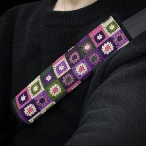 Granny Squares Seat Belt Cover Pink Seat Belt Strap Cover Retro Car Seat Belt Pad Cute Seat Belt Cover Unique Gift for Her Faux Crochet