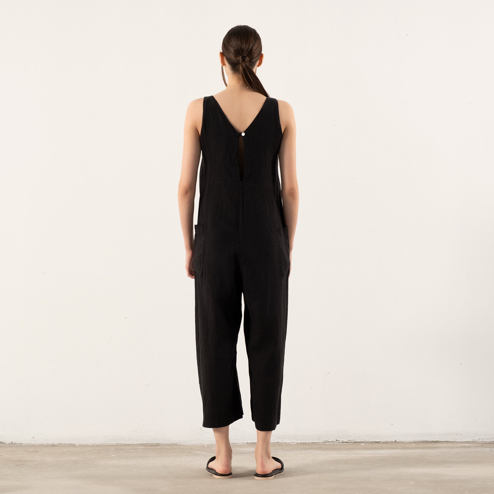 Versatile Linen Jumpsuit V-neck, Wide-legged, Patch Pockets, Relaxed ...