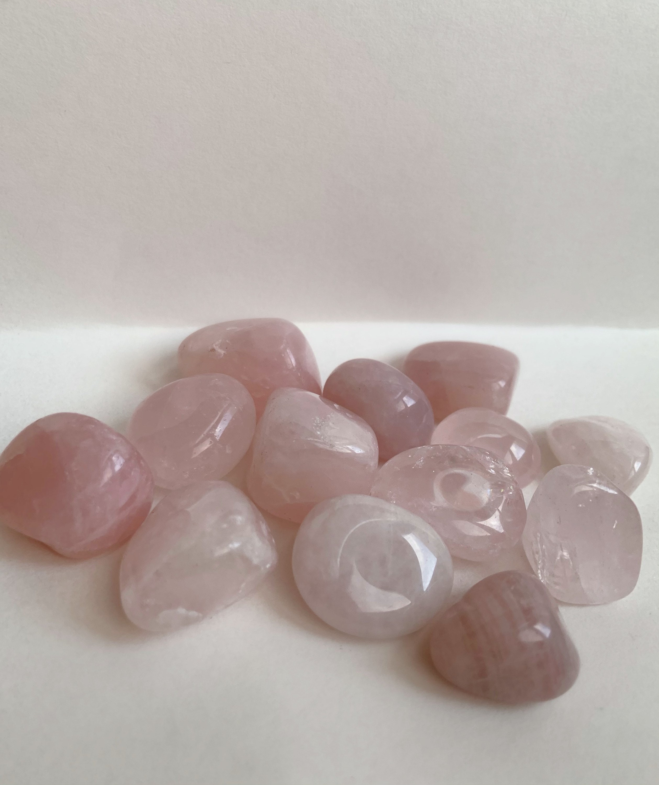 Rose quartz tumbled stones - crystals - gemstones - holistic healing …
