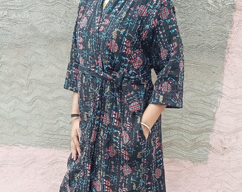 Floral Print Cotton Kantha Kimono Robe: Handmade Indian Jacket