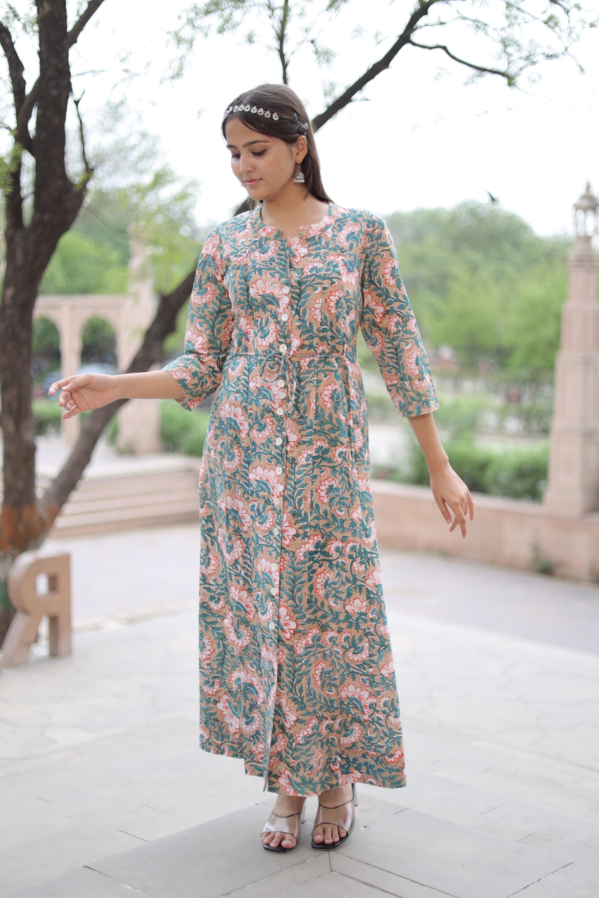long grey chiffon bridesmaid dresses Long Sleeveless Bridesmaids Stretch Chiffon Dress